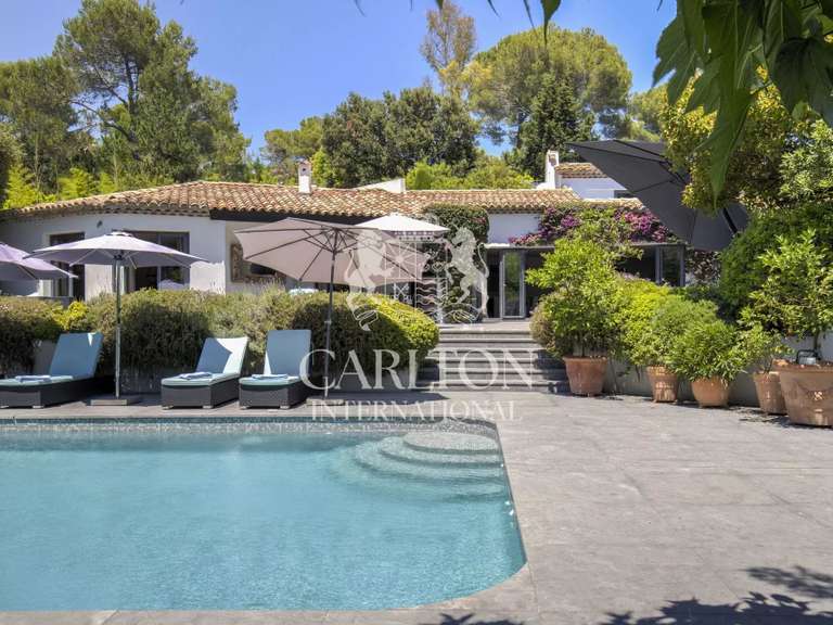 Maison Mougins - 5 chambres - 277m²