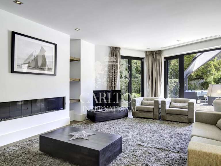 Maison Mougins - 5 chambres - 277m²