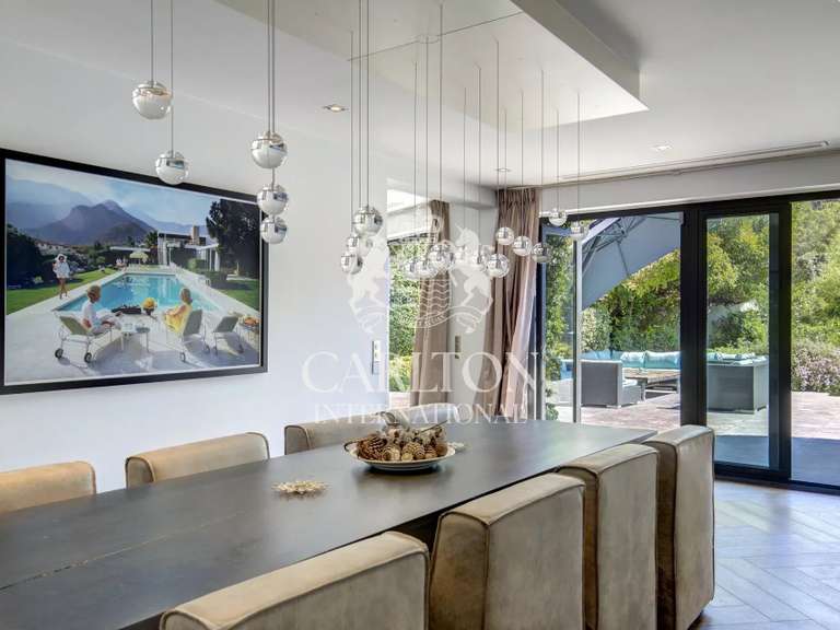 Maison Mougins - 5 chambres - 277m²