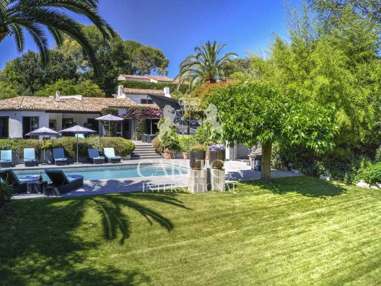 Maison Mougins - 5 chambres - 277m²