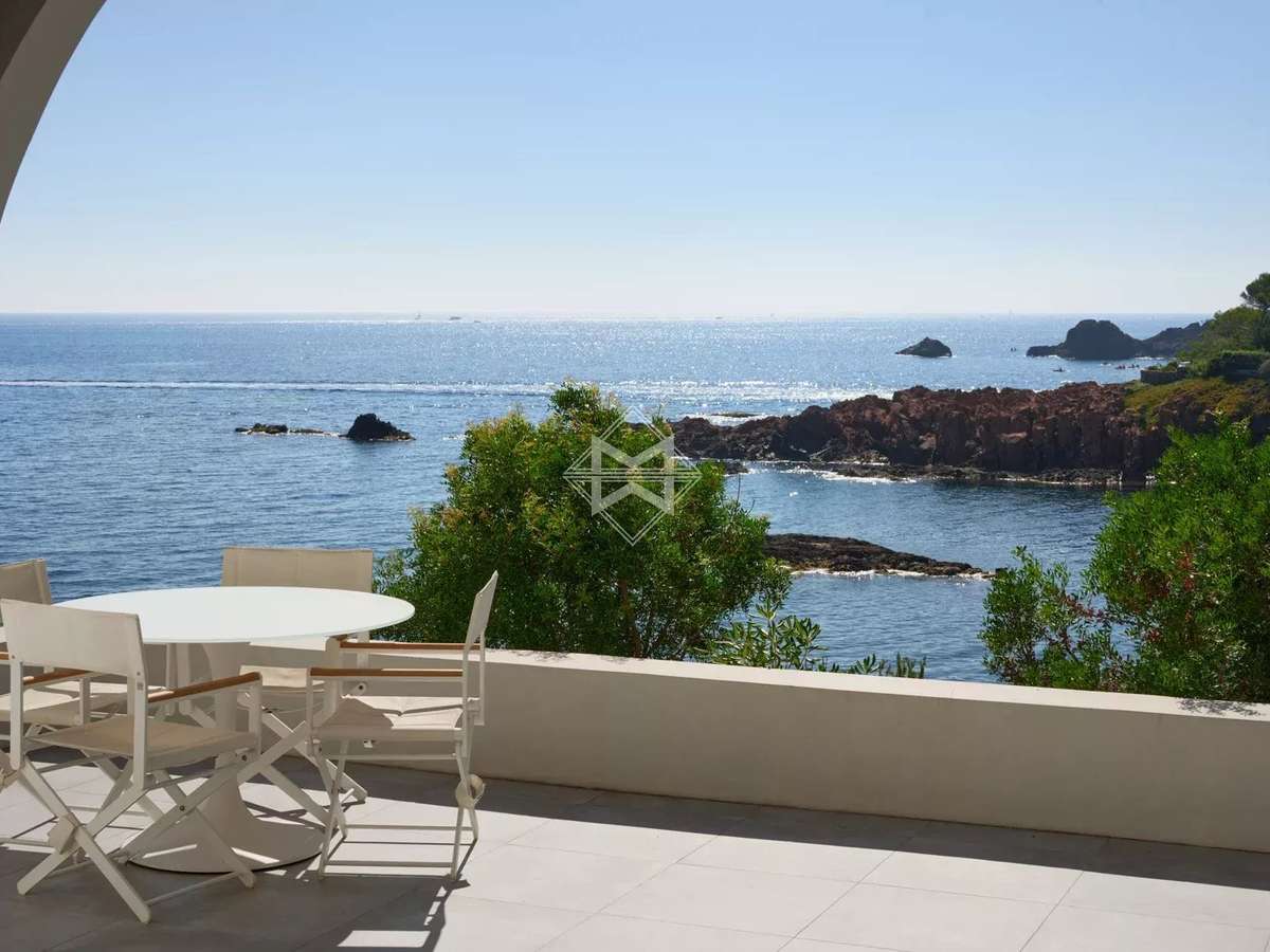 Maison Agay