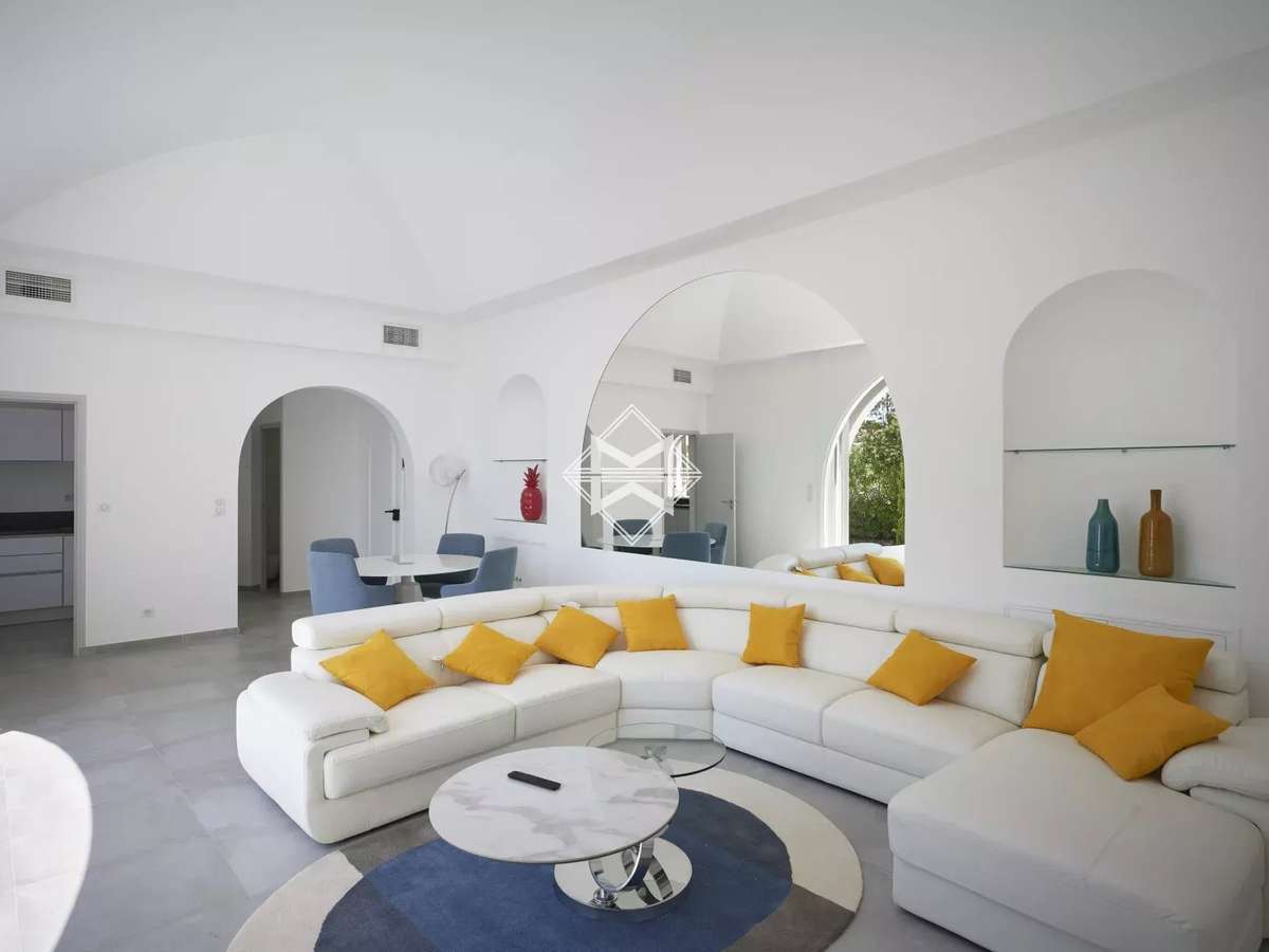 Maison Agay