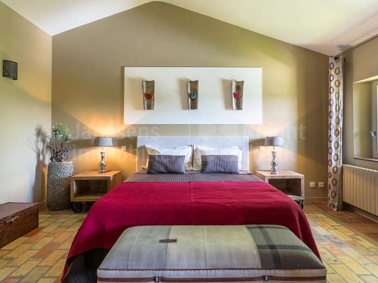 Maison L'Isle-sur-la-Sorgue - 7 chambres - 546m²
