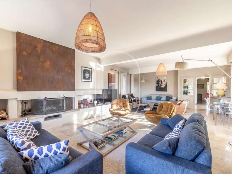 Maison L'Isle-sur-la-Sorgue - 7 chambres - 546m²