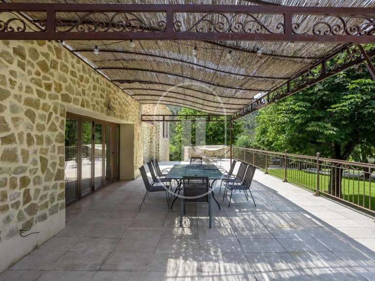 Maison Mérindol-les-Oliviers - 6 chambres - 380m²
