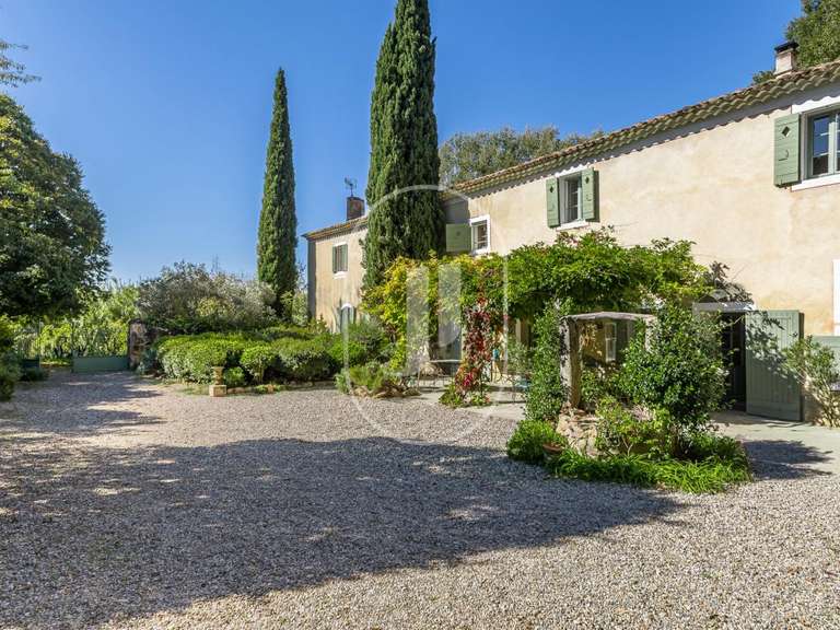 Maison Beaumes-de-Venise - 6 chambres - 388m²
