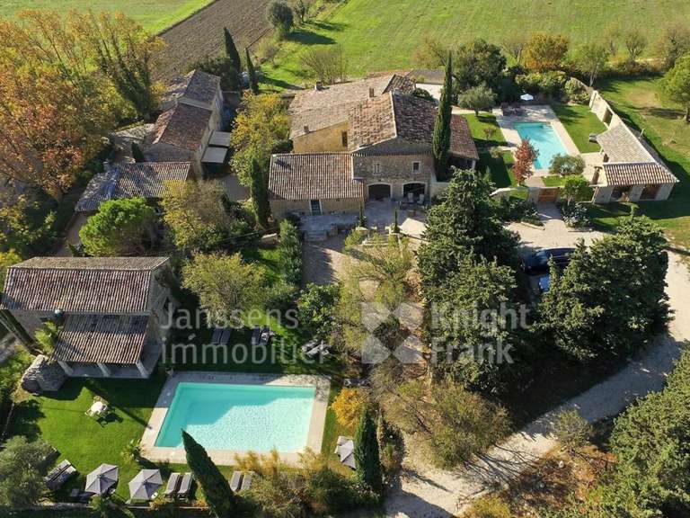 Maison L'Isle-sur-la-Sorgue - 15 chambres - 820m²