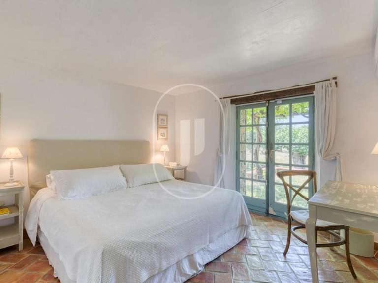 Maison Vidauban - 5 chambres - 300m²