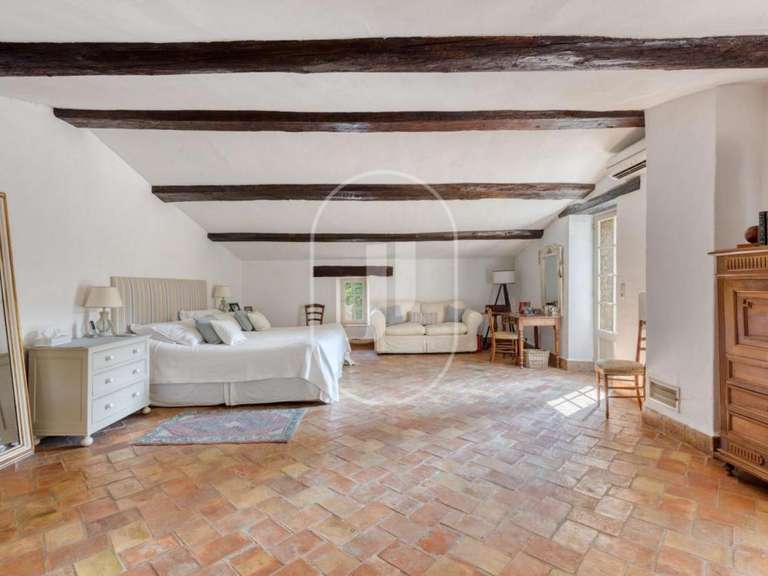 Maison Vidauban - 5 chambres - 300m²
