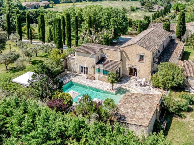 Maison Taillades - 7 chambres - 367m²
