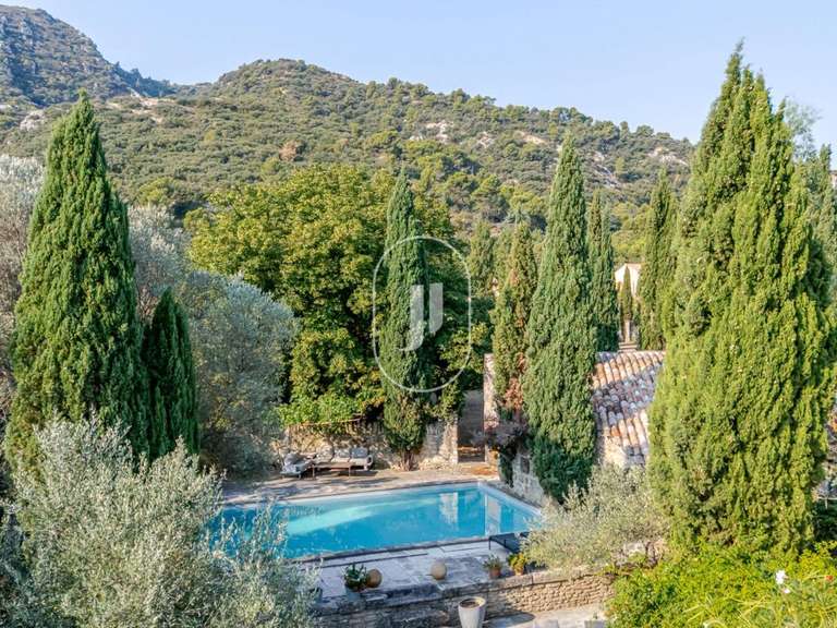 Maison Maubec - 5 chambres - 575m²
