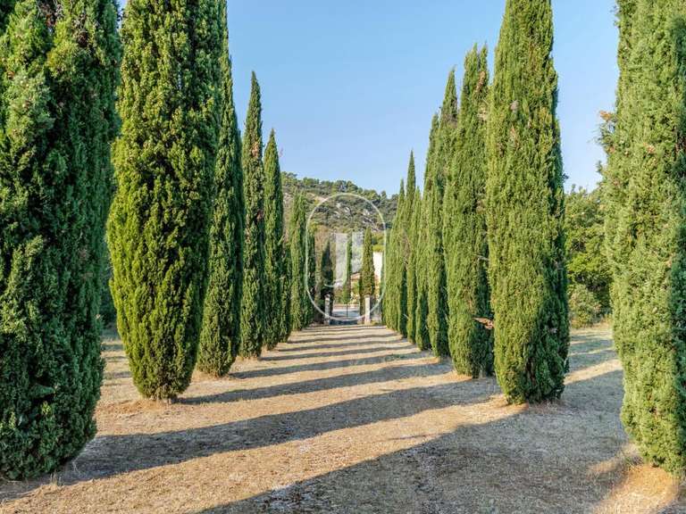 Maison Maubec - 5 chambres - 575m²