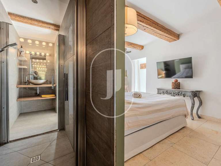 House Châteaurenard - 6 bedrooms - 330m²