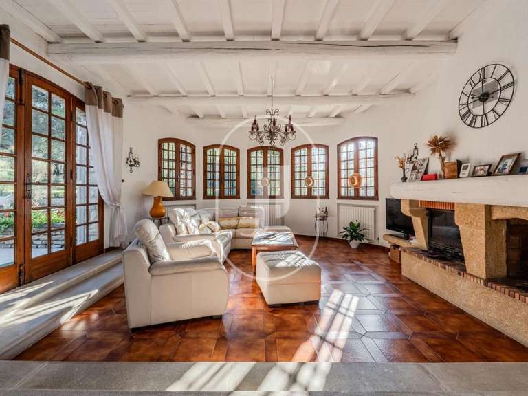 Maison Plan-d'Orgon - 4 chambres - 200m²