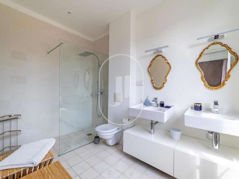 Maison Arles - 16 chambres - 760m²