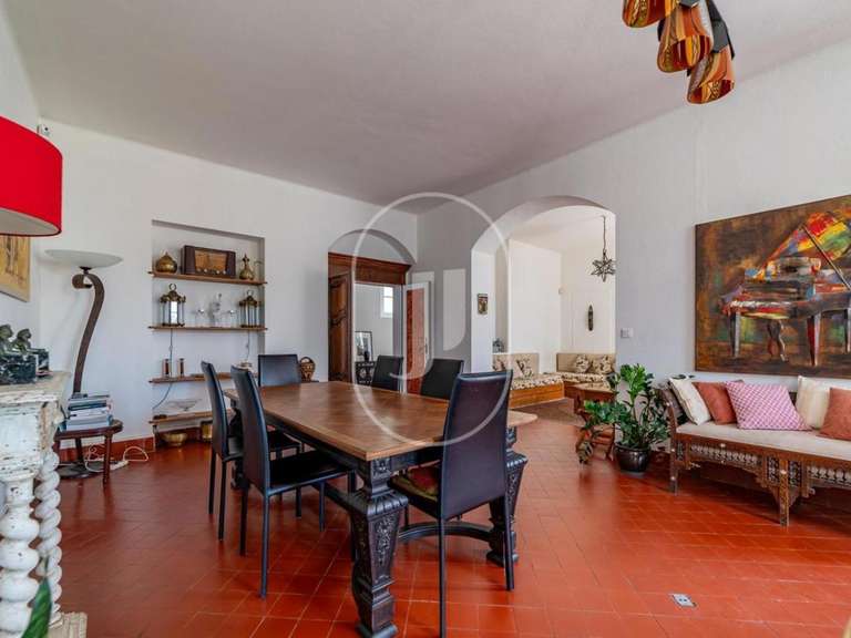 Maison Arles - 16 chambres - 760m²