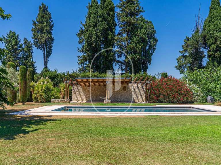 Maison Plan-d'Orgon - 5 chambres - 280m²
