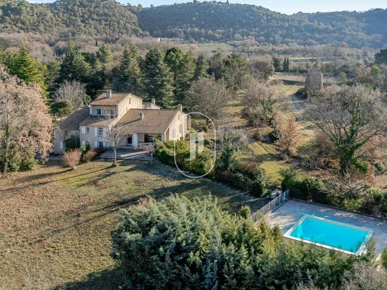 Maison Bonnieux - 6 chambres - 333m²
