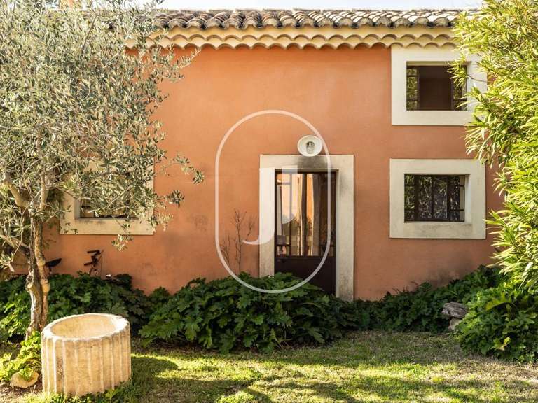 Maison Vaison-la-Romaine - 5 chambres - 172m²