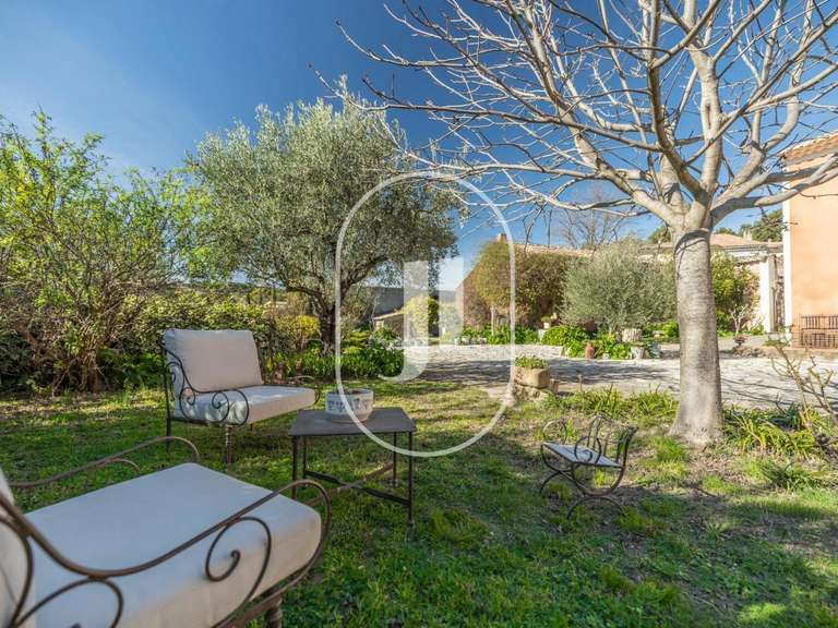 Maison Vaison-la-Romaine - 5 chambres - 172m²
