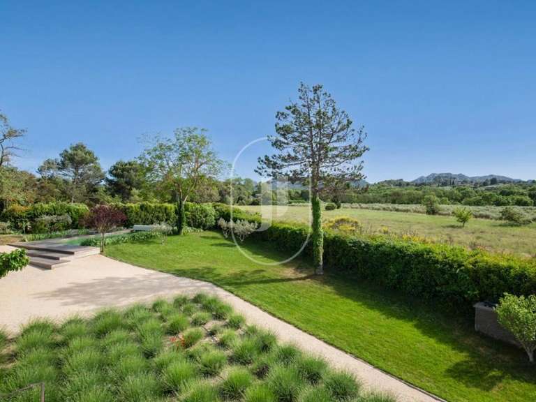 Maison Eygalières - 4 chambres - 182m²