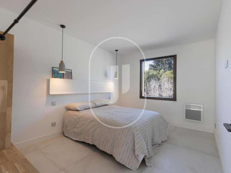 Maison Eygalières - 4 chambres - 182m²
