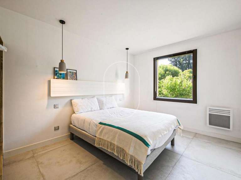 Maison Eygalières - 4 chambres - 182m²