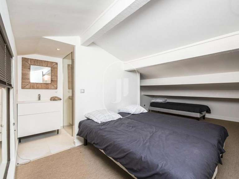 Maison Eygalières - 4 chambres - 182m²