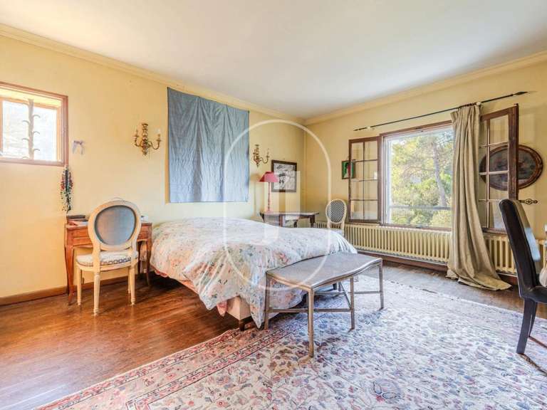 Maison Saint-Rémy-de-Provence - 5 chambres - 182m²