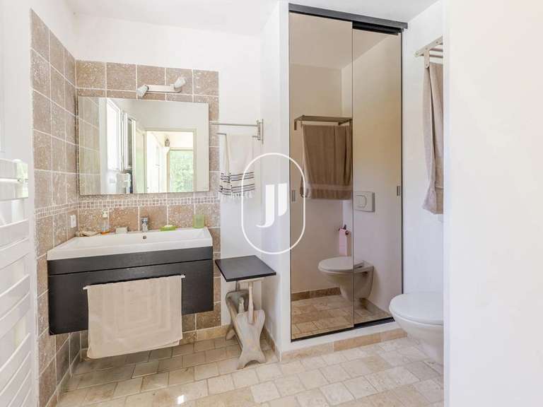 Maison Cavaillon - 3 chambres - 173m²