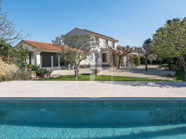Maison Châteauneuf-du-Pape - 4 chambres - 176m²