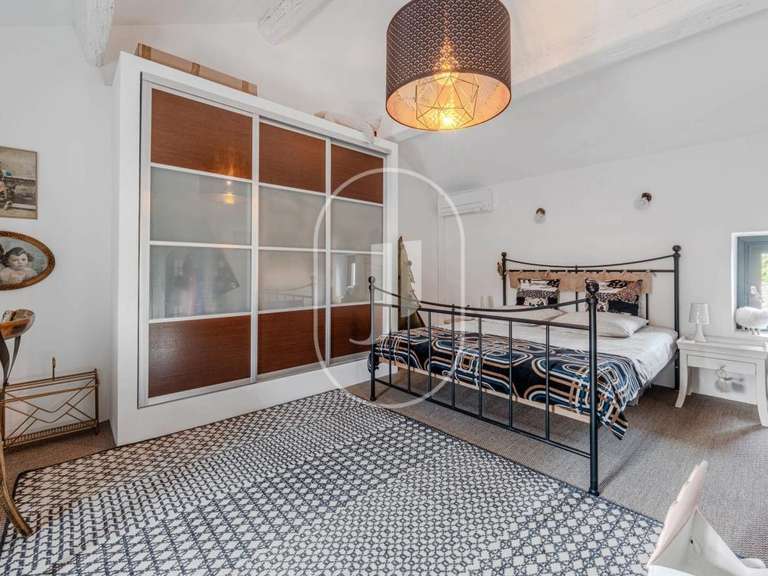 Maison Saint-Rémy-de-Provence - 4 chambres - 252m²