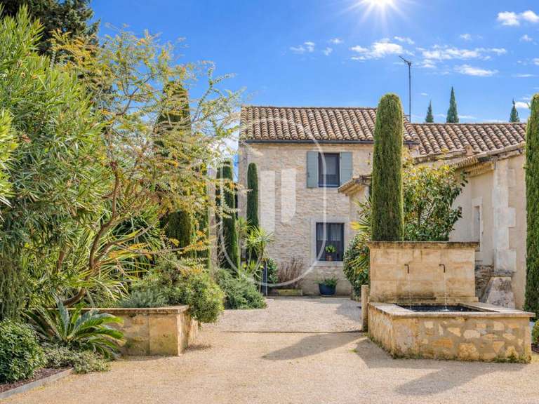 Maison Saint-Rémy-de-Provence - 4 chambres - 252m²