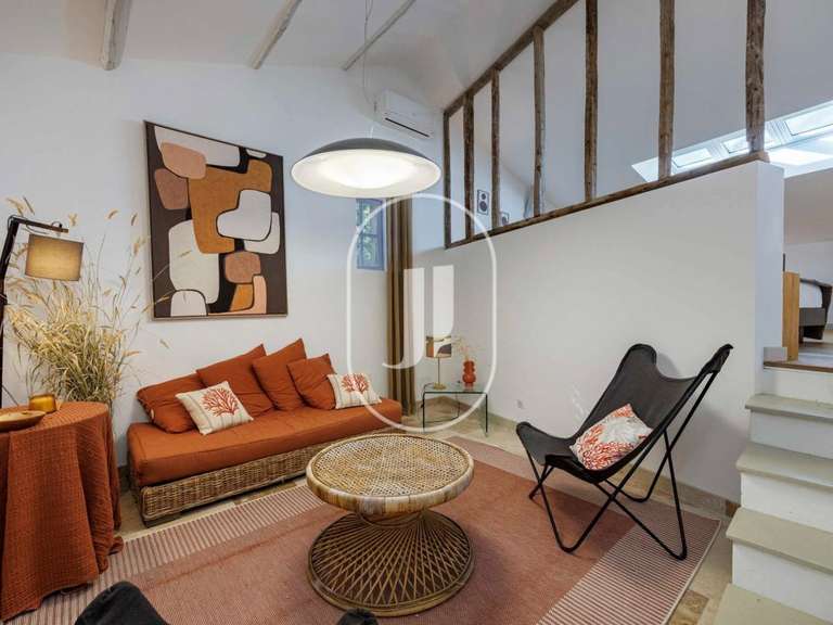 Maison Grignan - 8 chambres - 780m²