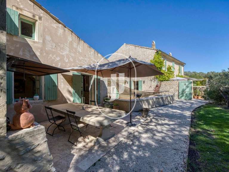 Maison Grignan - 8 chambres - 780m²