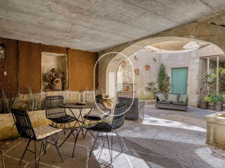 Maison Grignan - 8 chambres - 780m²