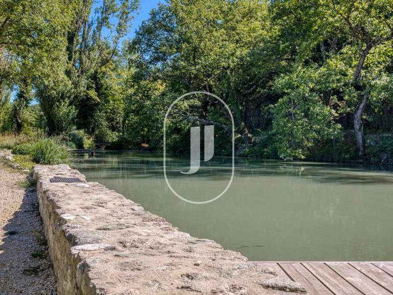 Maison Grignan - 8 chambres - 780m²