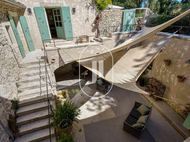 Maison Grignan - 8 chambres - 780m²