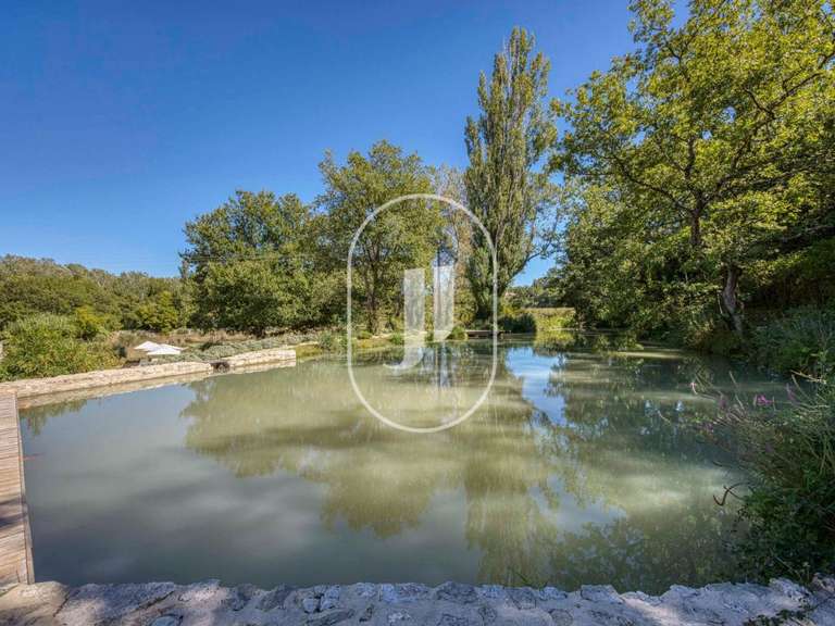 Maison Grignan - 8 chambres - 780m²