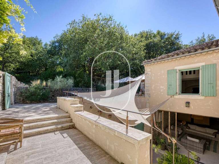 Maison Grignan - 8 chambres - 780m²