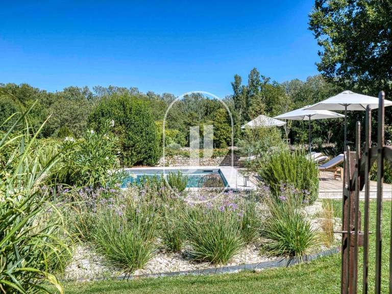 Maison Grignan - 8 chambres - 780m²