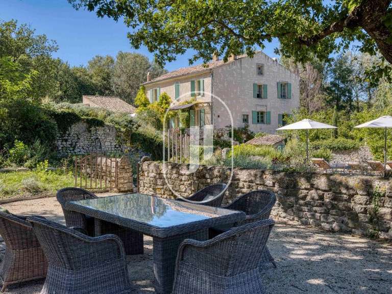Maison Grignan - 8 chambres - 780m²
