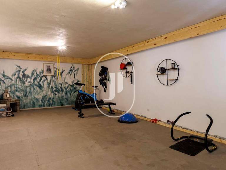 Maison Grignan - 8 chambres - 780m²