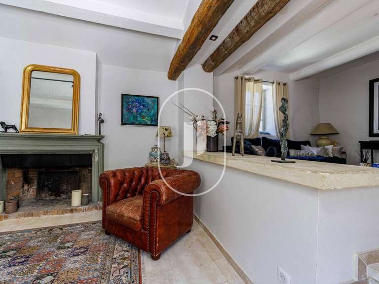 Maison Grignan - 8 chambres - 780m²