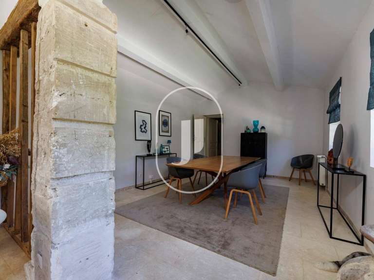 Maison Grignan - 8 chambres - 780m²