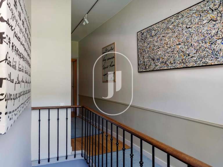 Maison Grignan - 8 chambres - 780m²