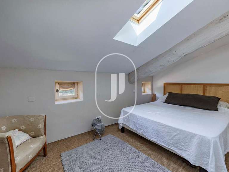Maison Grignan - 8 chambres - 780m²