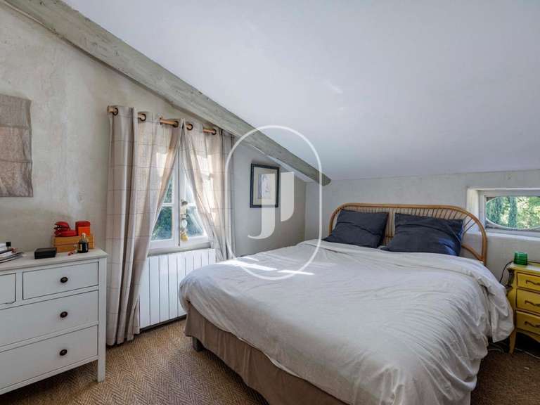 Maison Grignan - 8 chambres - 780m²