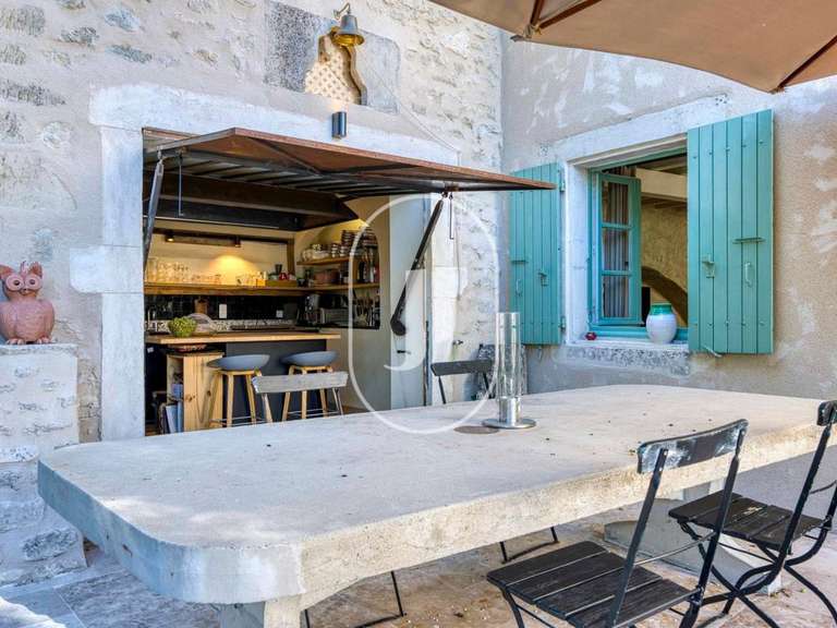 Maison Grignan - 8 chambres - 780m²