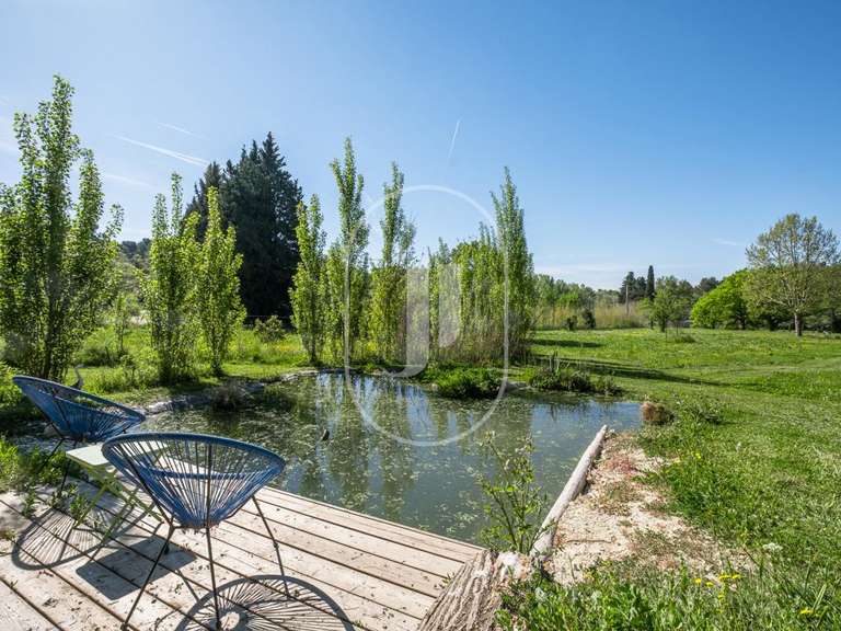 Maison L'Isle-sur-la-Sorgue - 3 chambres - 197m²